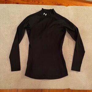 Under Armour * Cold Gear Fitted Long Sleeve Top * Size Small * Black